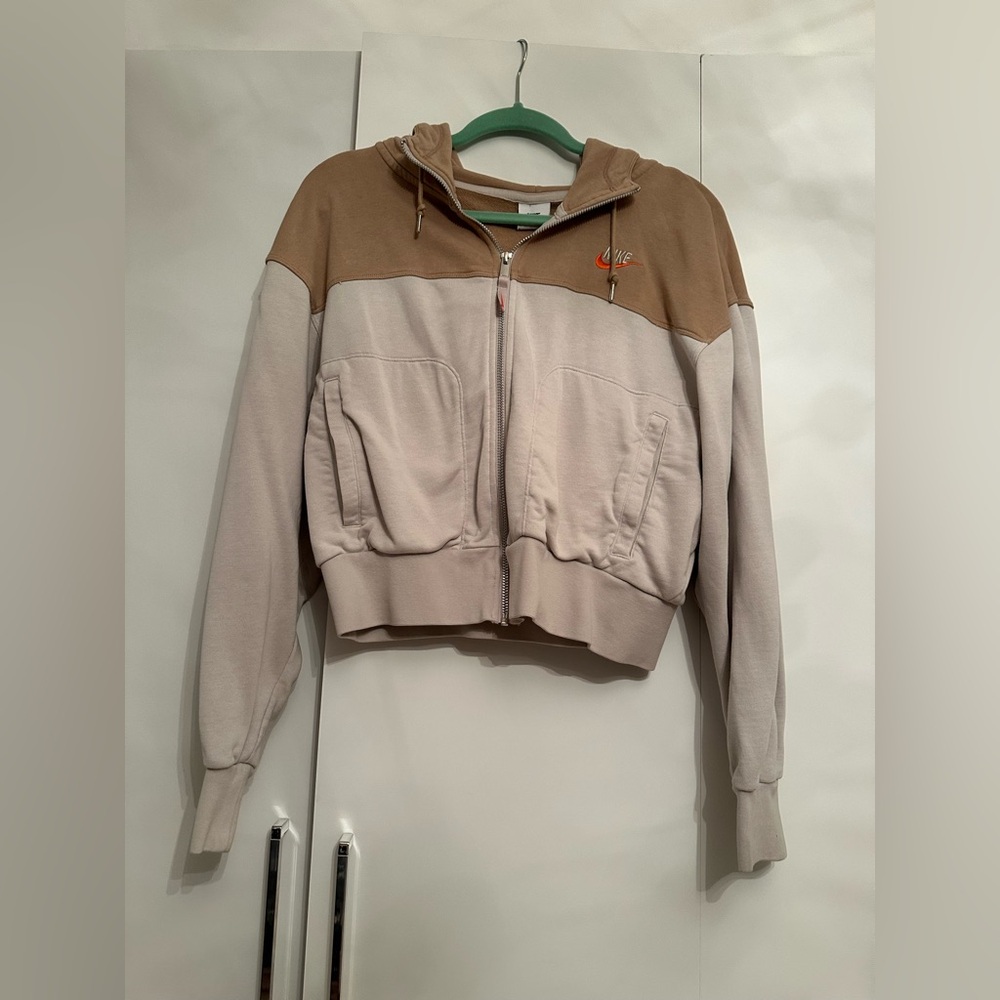 Nike Women's Brown and Cream Zip Up Hoodie